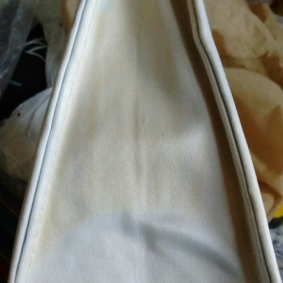 White Elephant Sequins Handbag - Picture 6 of 8